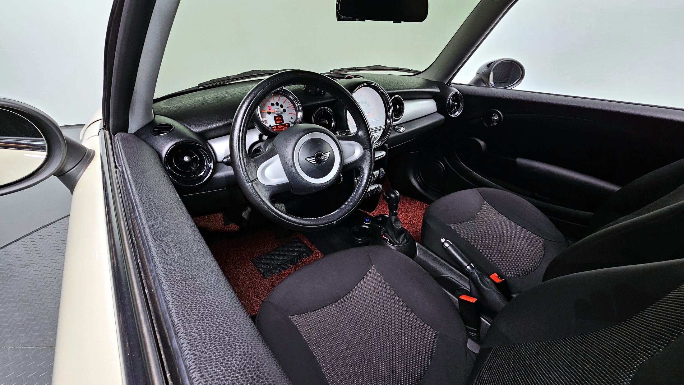 MINI COOPER 2010