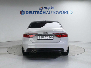 JAGUAR XF X260 2017