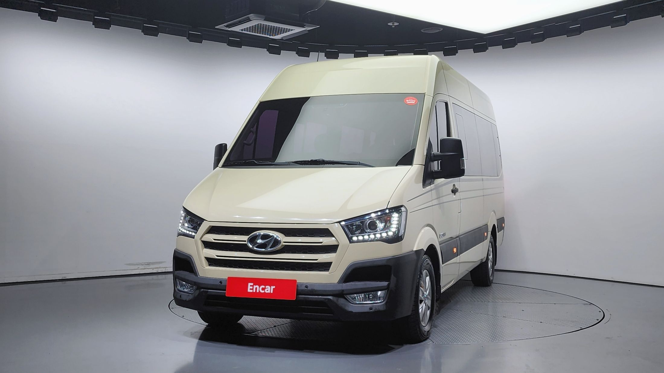 HYUNDAI SOLATI 2017