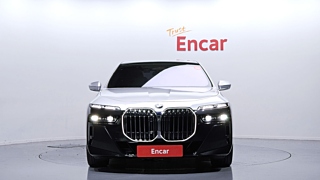 BMW 7-SERIES G70 2025