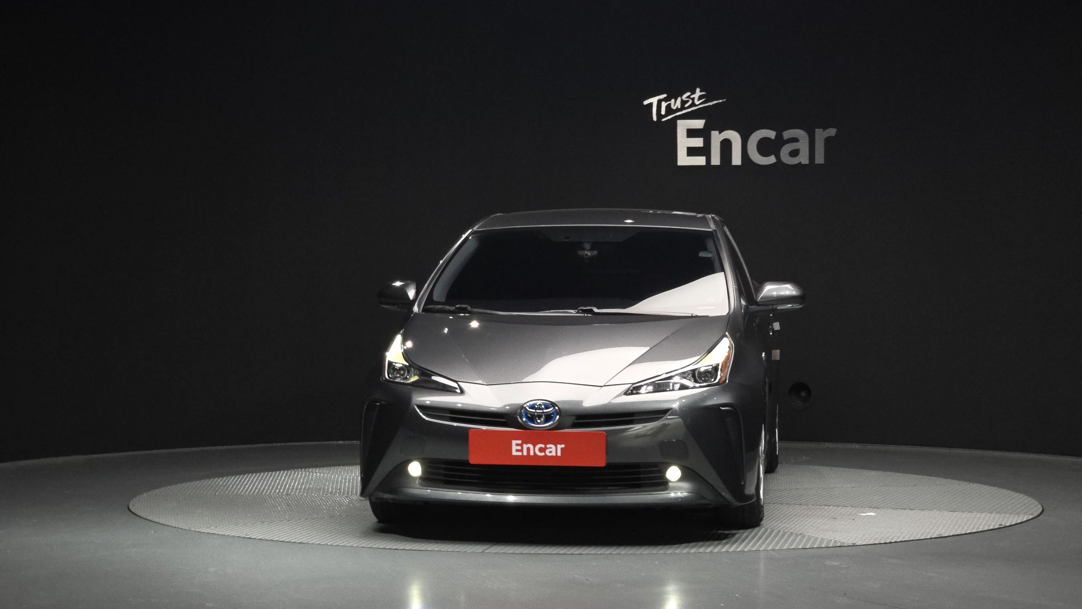 TOYOTA PRIUS 2019