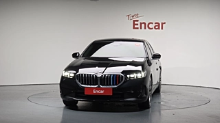 BMW 5-SERIES G60 2024