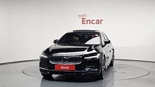 VOLVO S90 2023
