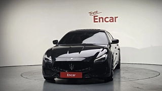 MASERATI QUATTROPORTE 2021