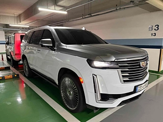 CADILLAC ESCALADE 2021
