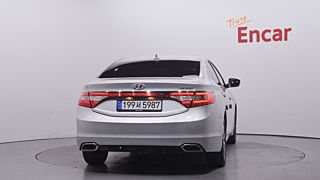 HYUNDAI GRANDEUR HG HYBRID 2016