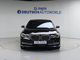 BMW 7-SERIES G11 2016