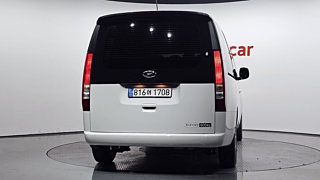 HYUNDAI STARIA 2023
