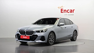BMW 5-SERIES G60  520i M Sport 2025