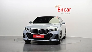BMW 5-SERIES G60 2025