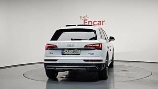 AUDI Q5 FY  40 TDI Quattro 2022