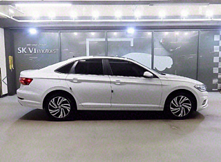 VOLKSWAGEN JETTA 2020