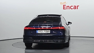 AUDI A7 4K 2021