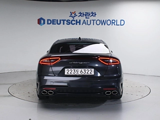 KIA STINGER 2018