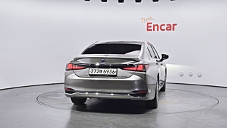 LEXUS ES300H 2021