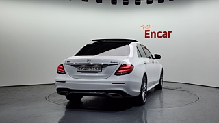 MERCEDES BENZ E-CLASS W213 2020