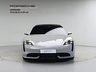 PORSCHE TAYCAN 2021