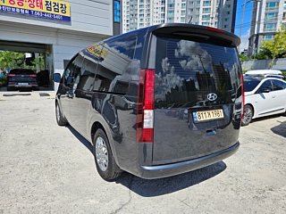 HYUNDAI STARIA 2021