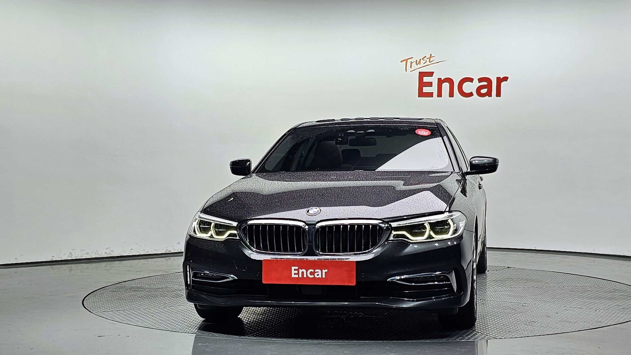 BMW 5-SERIES G30 2019