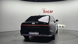 HYUNDAI GRANDEUR GN7 2023