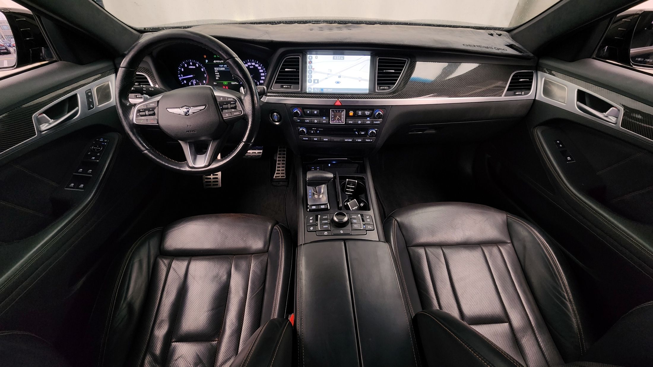 GENESIS G80 2016