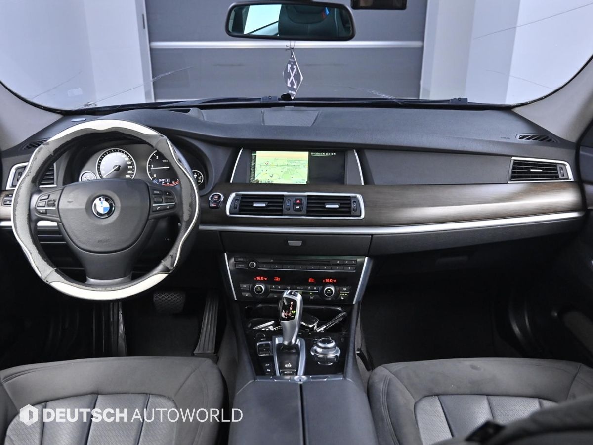 BMW 5-SERIES GT F07 2012