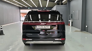 KIA CARNIVAL 2023