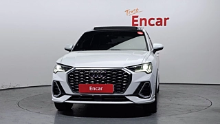 AUDI Q3 F3 2020