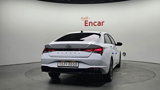 HYUNDAI AVANTE HYBRID CN7 2022