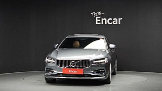 VOLVO S90 2019
