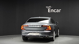VOLVO S90 2019