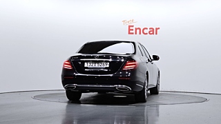 MERCEDES BENZ E-CLASS W213 2019