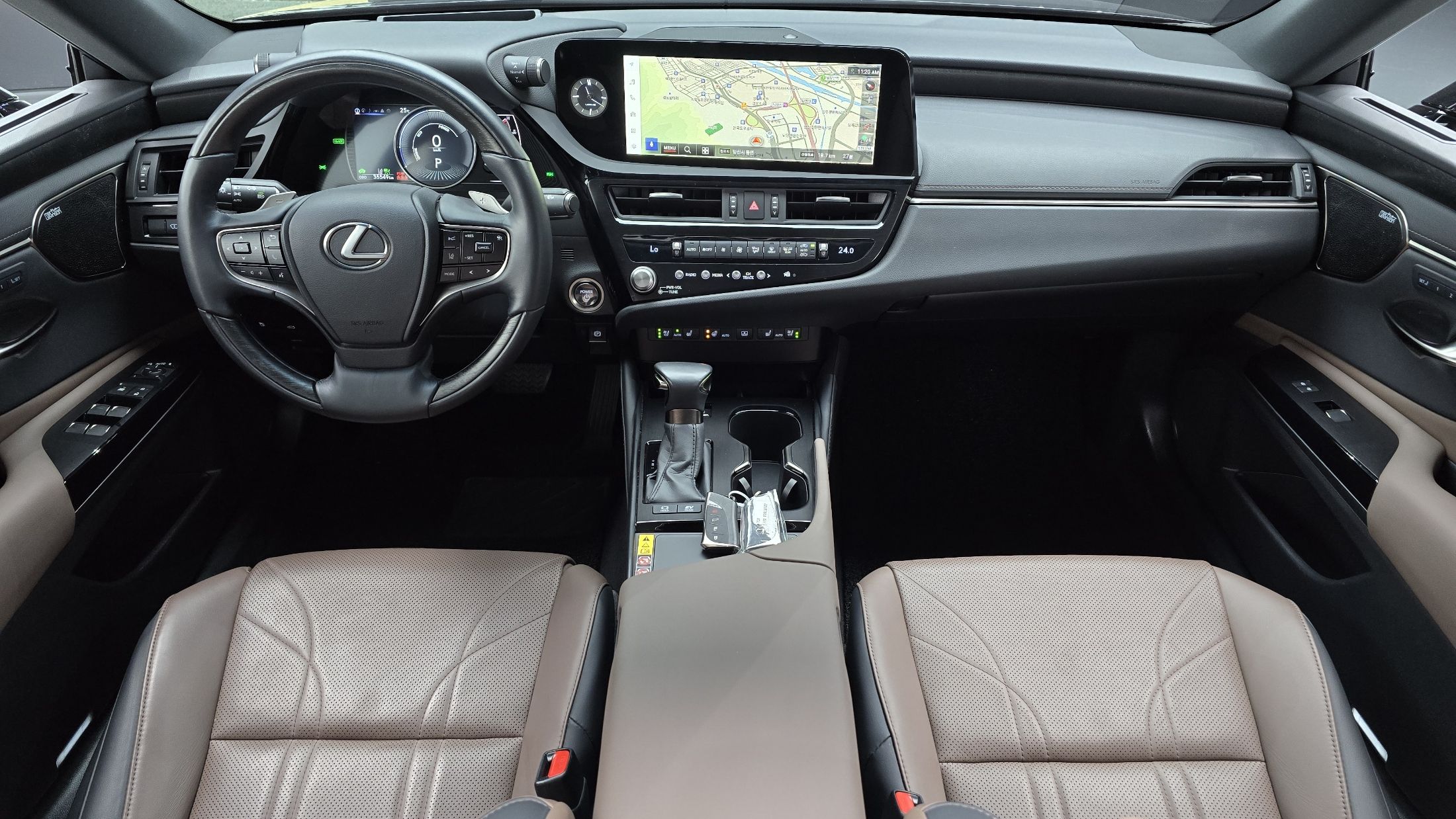 LEXUS ES300H 2023