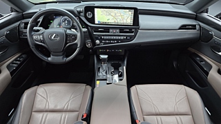 LEXUS ES300H 2023