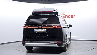 KIA CARNIVAL 2021
