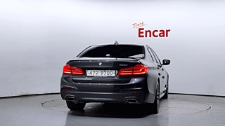 BMW 5-SERIES G30 2018