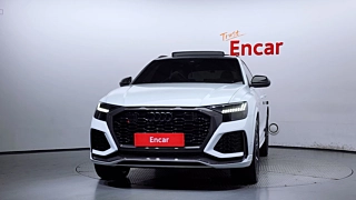 AUDI RSQ8 4M  2022