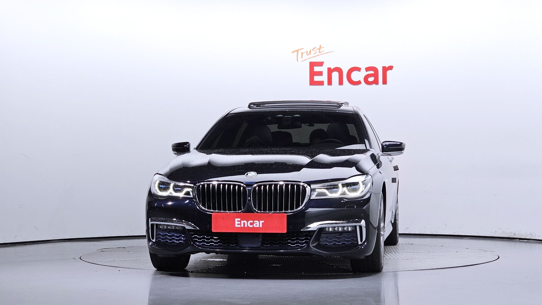 BMW 7-SERIES G11 2017