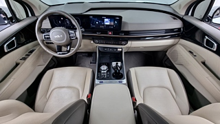 KIA CARNIVAL 2024