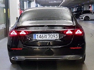 MERCEDES BENZ E-CLASS W214  2024