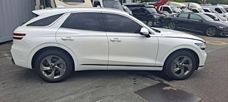 GENESIS GV70  2025