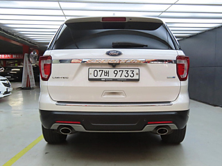 FORD EXPLORER 2018