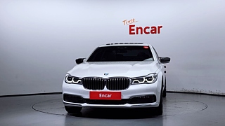 BMW 7-SERIES G11 2016