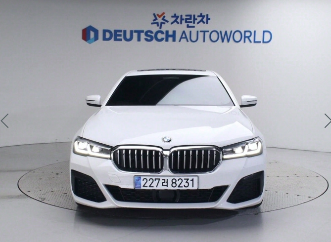 BMW 5-SERIES G30 2022