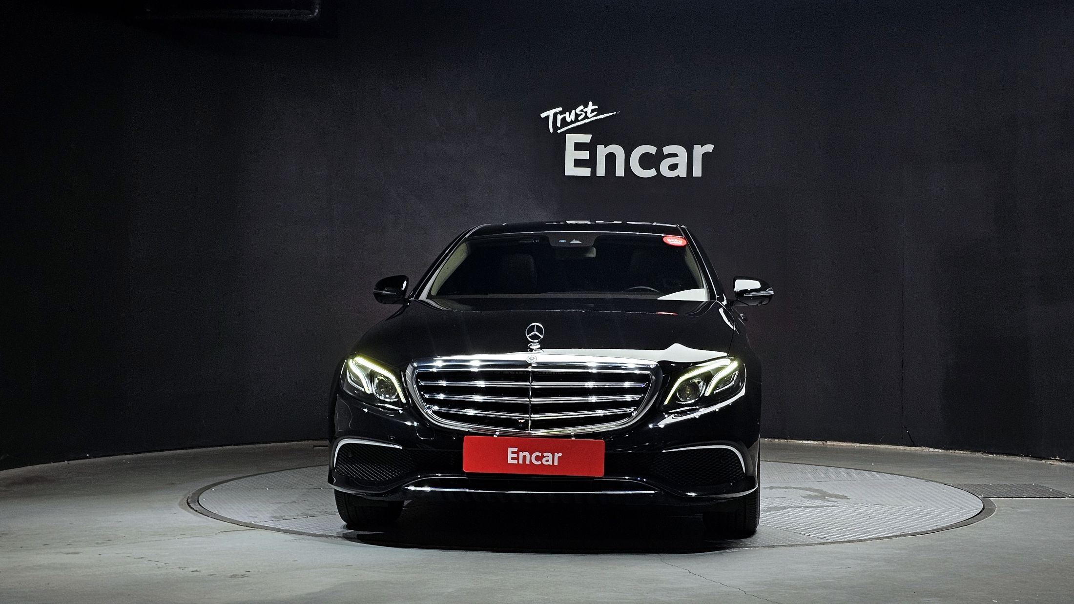 MERCEDES BENZ E-CLASS W213 2017