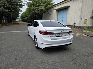 HYUNDAI AVANTE AD 2017