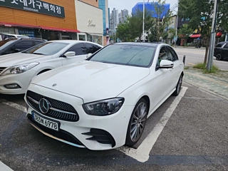 MERCEDES BENZ E-CLASS W213 2020