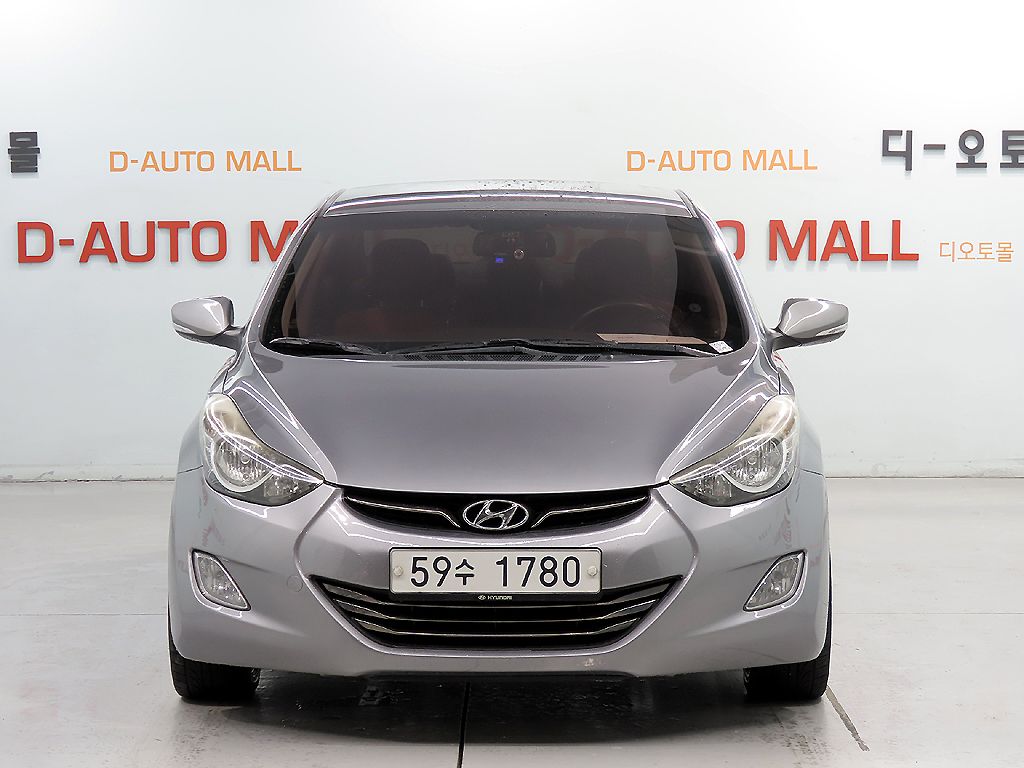 HYUNDAI AVANTE MD 2010