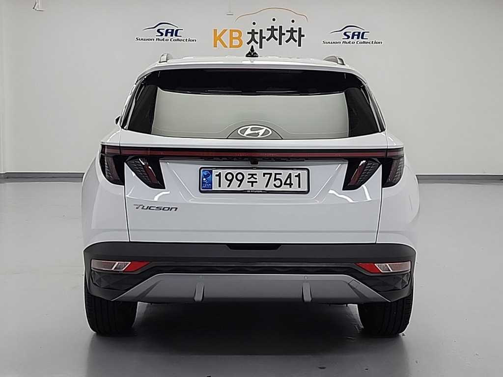 HYUNDAI TUCSON HYBRID NX4 2023