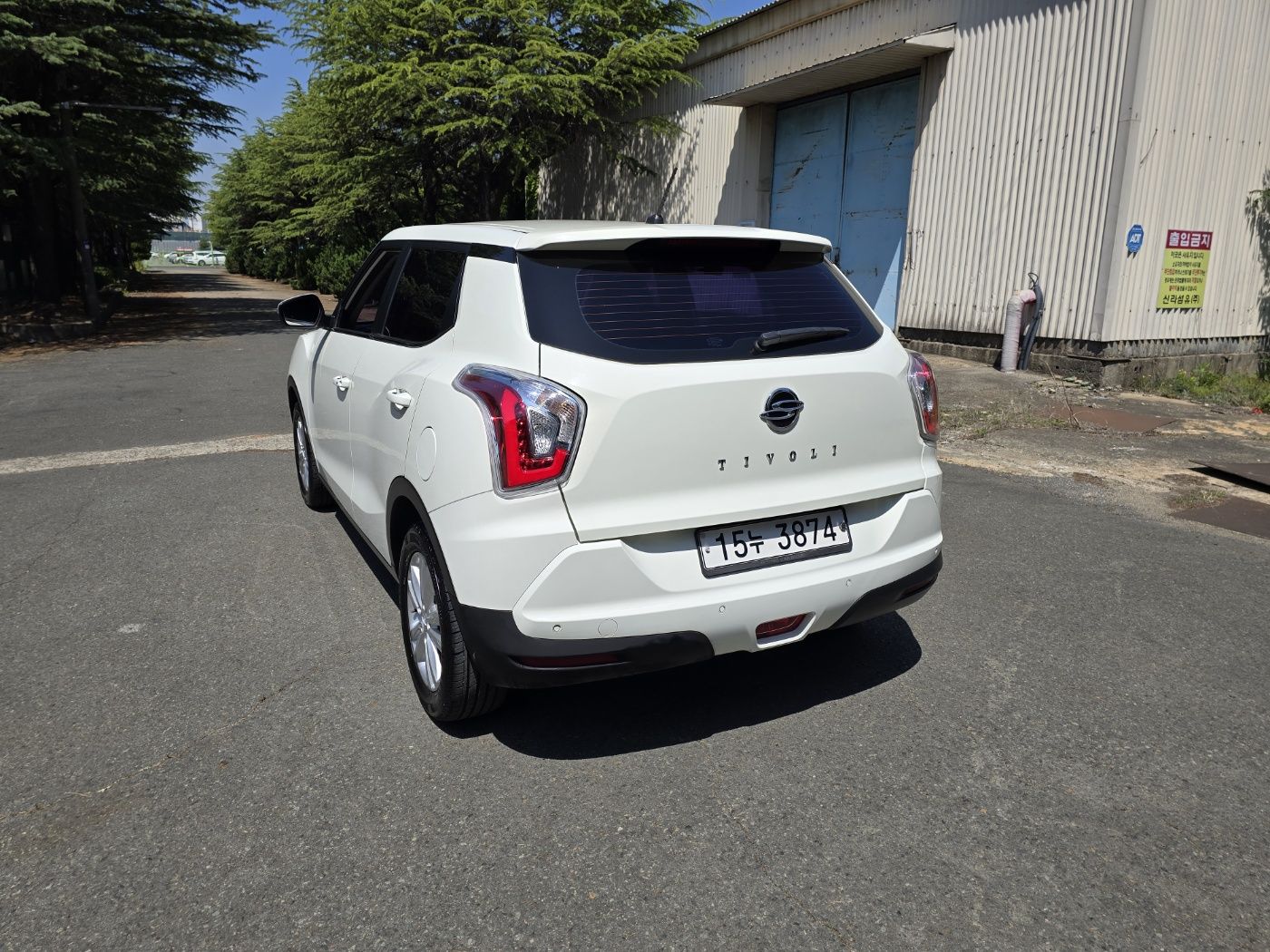 SSANGYONG TIVOLI 2015